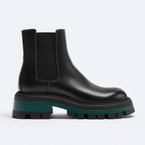 Chunky Sole Chelsea boot - Picture 1 of 5